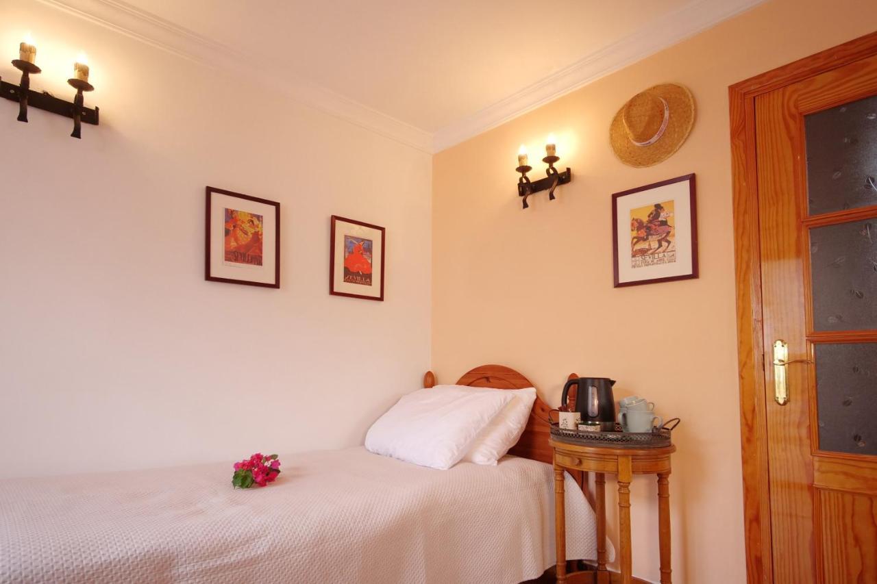 Bed and Breakfast Casa Estrella De Salia à Alcaucín Extérieur photo